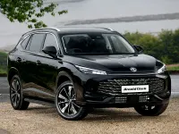 New MG HS Trophy 299 HP (219 kW) 2026 Metallic  black pearl SUV