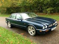 used Jaguar XJ 4.0