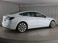 Used Tesla Model 3 Performance 82 kW (112 HP) 2019 White Sedan