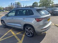 Neu Skoda Karoq SportLine 110 PS (80 kW) 2026 Silber SUV