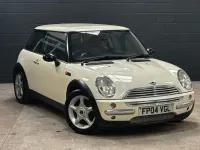 Used Mini Cooper Hatch 115 HP (84 kW) 2004 White Hatchback