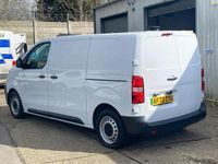 Used Peugeot e-Expert 98 kW (134 HP) 2022 White Van