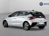 Used Hyundai i20 Advanced 101 HP (74 kW) 2024 Grey Hatchback