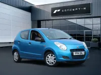 Gebraucht Suzuki Alto 68 PS (50 kW) 2014 Blau Kleinwagen