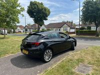 Second-hand Vauxhall Astra 148 CP (108 kW) 2019 Negru Hatchback