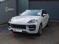 Begagnad Porsche Cayenne 470 HK (345 kW) 2023 Grå SUV