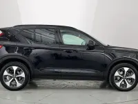 Begagnad Volvo XC40 Plus 2024 Svart SUV