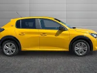 Used Peugeot e-208 Active+ 100 kW (136 HP) 2024 Yellow Hatchback