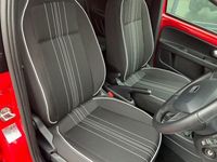 Usado Seat Mii Electric 61 kW (83 CV) 2021 Rojo Utilitario