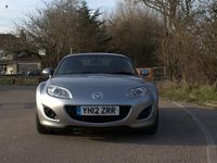 Usado Mazda MX5 125 HP (91 kW) 2012 Prateado Cabrios