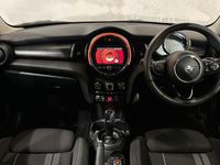 Usado Mini Cooper S Classic 189 HP (139 kW) 2020 Preto Citadino