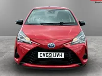 Used Toyota Yaris Hybrid Active 101 HP (74 kW) 2019 Hatchback