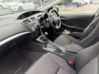 Used Honda Civic S 100 HP (73 kW) 2015 Blue Hatchback