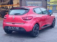 Used Renault Clio IV Dynamique 2015 Red Hatchback