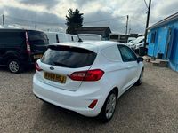 Used Ford Fiesta 84 HP (61 kW) 2020 White Hatchback