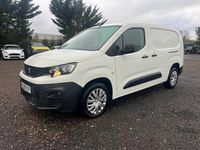 Used Peugeot Partner 100 HP (73 kW) 2019 White MPV