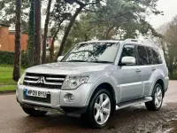 Usado Mitsubishi Shogun 2009 Prateado SUV