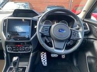 Begagnad Subaru Forester Premium 150 HK (110 kW) 2019 Grå SUV