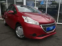 Used Peugeot 208 Access 70 HP (51 kW) 2014 Red Hatchback