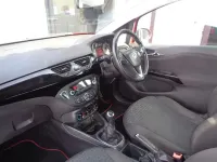 Usado Vauxhall Corsa 75 HP (55 kW) 2016 Vermelho Citadino