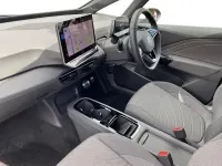 New VW ID.3 Pro 150 kW (204 HP) 2026 Glacier white with solid black roof Hatchback