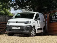 Used Citroën e-Berlingo PureTech 110 HP (80 kW) 2023 White