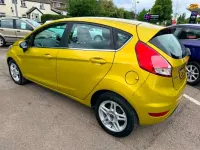 Used Ford Fiesta Zetec 75 HP (55 kW) 2013 Yellow Hatchback
