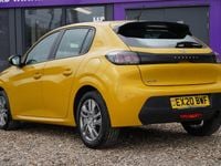 Used Peugeot 208 Active 74 HP (54 kW) 2020 Yellow Hatchback