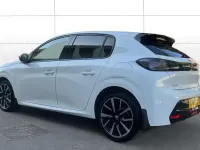 Used Peugeot 208 Allure Premium 102 HP (75 kW) 2021 White Hatchback