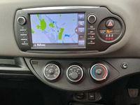 Used Toyota Yaris 111 HP (81 kW) 2018 Blue Hatchback