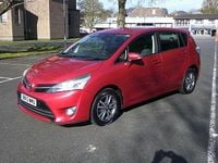 Used Toyota Verso 147 HP (108 kW) 2013 Red MPV