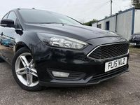 Begagnad Ford Focus Zetec 116 HK (85 kW) 2015 Svart Halvkombi