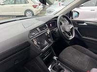 Used VW Tiguan Elegance 150 HP (110 kW) 2023 Grey SUV