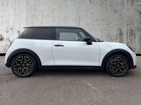 Begagnad Mini Cooper Exclusive 2024 Vit Halvkombi