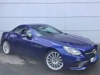 Usado Mercedes SLC300 AMG line 245 HP (180 kW) 2018 Azul Cabrios