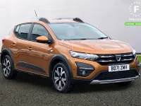 Begagnad Dacia Sandero Prestige 100 HK (73 kW) 2021 Orange Halvkombi