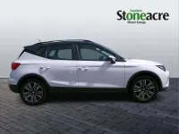 Used Seat Arona SE Technology 94 HP (69 kW) 2022 White SUV