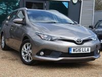 Used Toyota Auris Business Edition 116 HP (85 kW) 2016 Bronze Estate