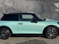 Usado Mini Cooper S Hatch 201 HP (147 kW) 2025 Verde Citadino
