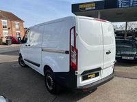 Used Ford Transit Custom 105 HP (77 kW) 2017 White Van