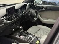 Used Audi RS6 Design 560 HP (411 kW) 2016 Grey Estate