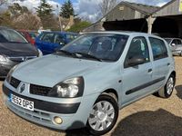 Używany Renault Clio II Expression+ 98 KM (72 kW) 2002 Srebrny Hatchback