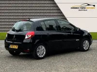 Used Renault Clio Expression+ 75 HP (55 kW) 2013 Black Hatchback