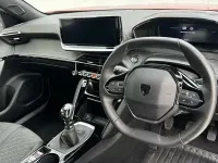 Used Peugeot 2008 Allure 100 HP (73 kW) 2025 Red SUV