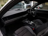 Usado Porsche 911 Carrera GTS 480 HP (353 kW) 2023 Cinzento Coupé