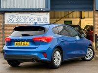 Used Ford Focus Titanium 120 HP (88 kW) 2020 Blue Hatchback