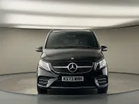 Usado Mercedes V300 AMG line 237 HP (174 kW) 2023 Preto Monovolume