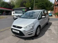 Usado Ford S-MAX Zetec 140 HP (102 kW) 2012 Prateado Monovolume