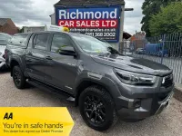 Used Toyota HiLux 201 HP (147 kW) 2022 Grey Pickup