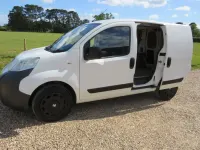 Gebraucht Peugeot Bipper S 2011 Weiß Van / Kleinbus